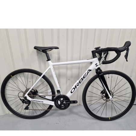 $productcomments_product->name