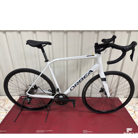 $productcomments_product->name